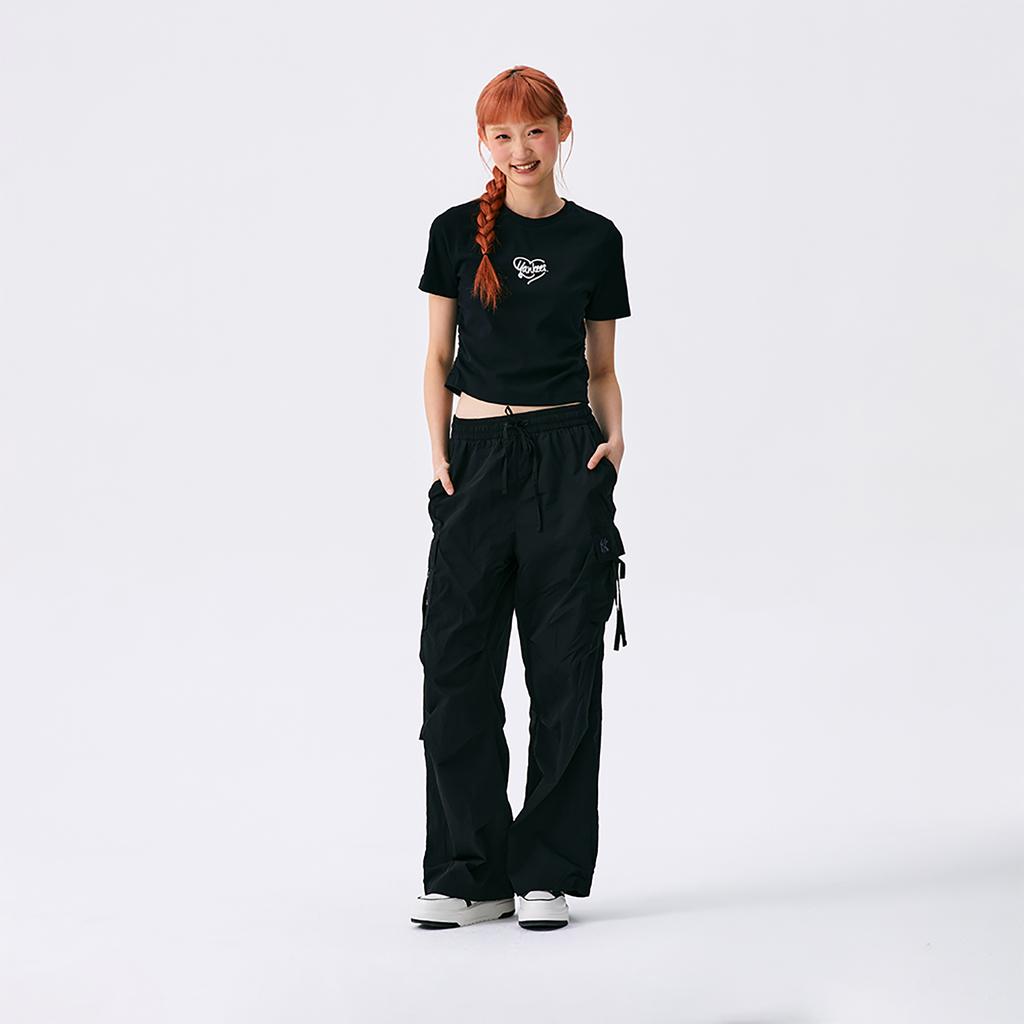 New MLB Heart New York Yankees SS25 T Shirt Women's Black 3FTSH0453-50BKS