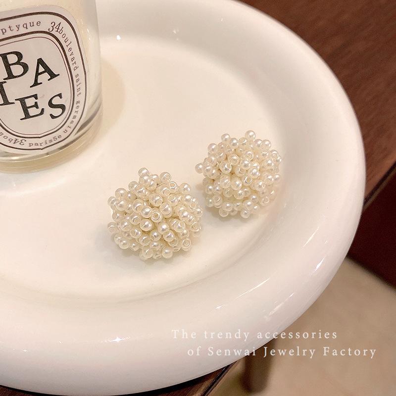 French pearl woven flower stud earrings retro light luxury temperament explosive earrings personalized ear jewelry