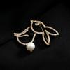Simple Japanese Angora Rabbit Brooch Girls Cute Zodiac Year of the Rabbit Crystal Pin Exquisite Suit Accessories Tide