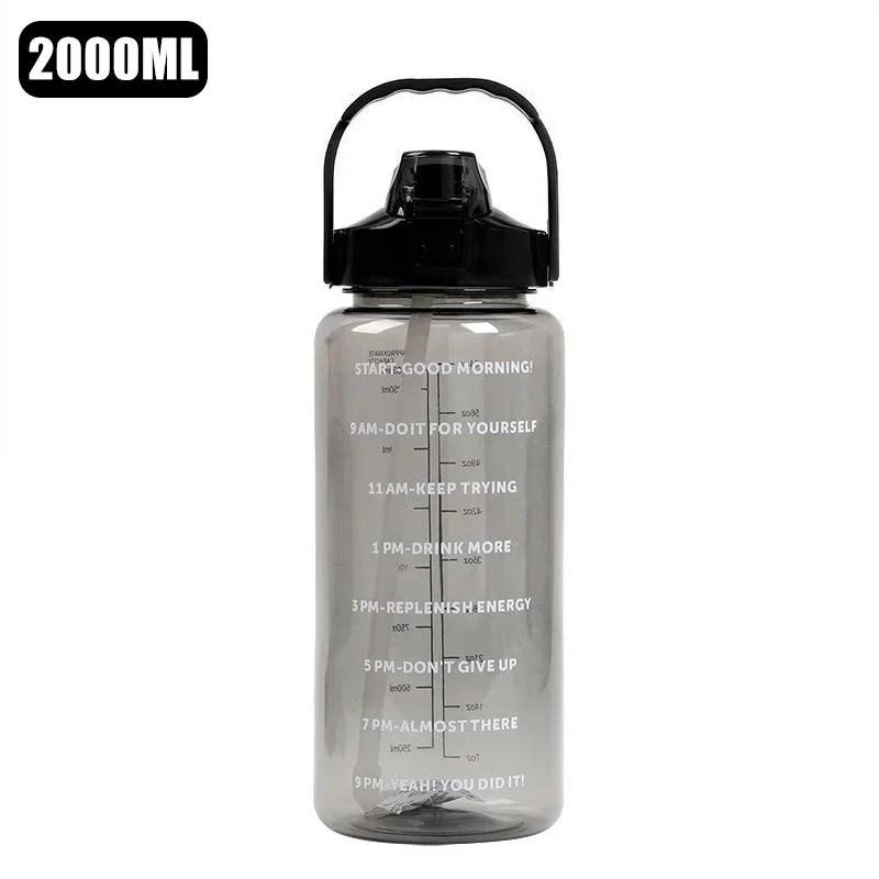 2000ML Plastikkessel Große Tragbare Reise-Wasserflasche mit Strohhalm Sport-Fitness-Becher Hoher Wert Großer Dicker Becher Erwachsener Universal