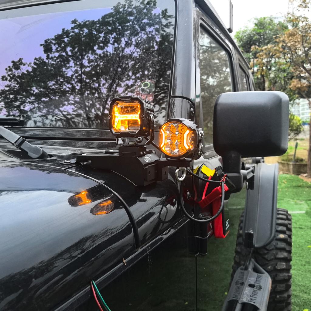 A-Pillar Dual Spotlight Bracket with Aluminum Alloy Black for Jeep Wrangler JK 2007-2017 Offroad Modification Accessories
