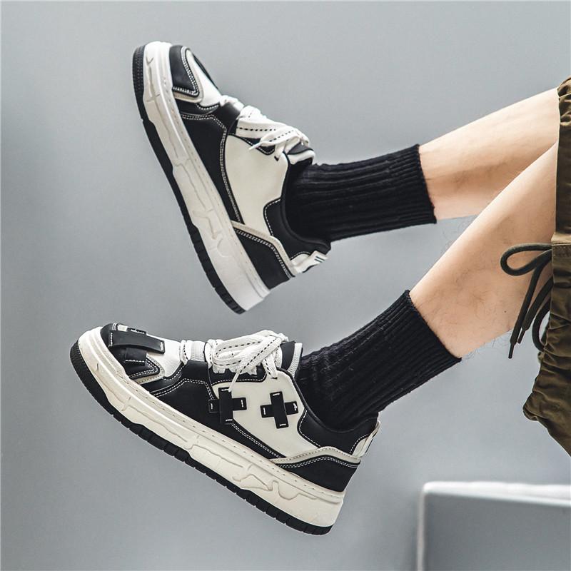 Белая повседневная мужская обувь — фото 14