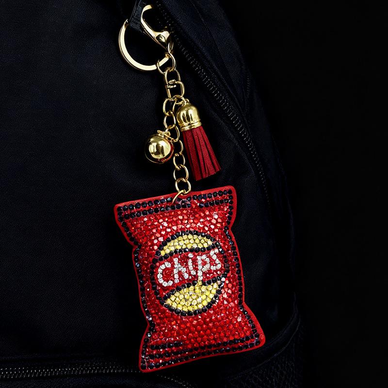 

Rhinestone Potato Chip Keychain with Tassel – Fashionable Bag Charm for Girls червоний