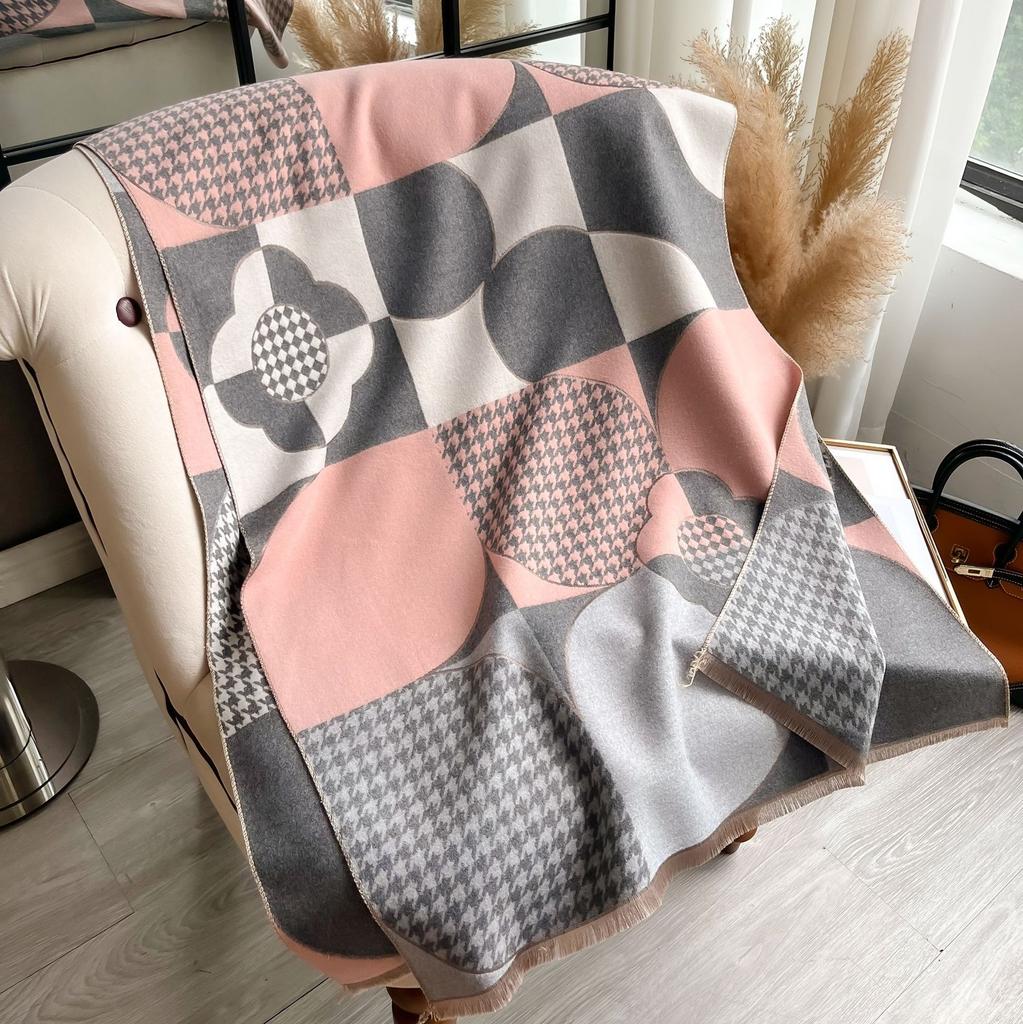 Korean Version Of Bird Grid Geometric Shape Splicing Flower Fashion Versatile Commuting Imitation Cashmere Warm Women'S Scarf