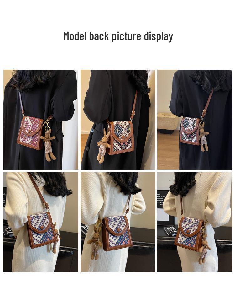 Elegant Ethnic Style Women's Crossbody Phone and Shoulder Bag - Chic, Versatile, and Fashionable Accessory.