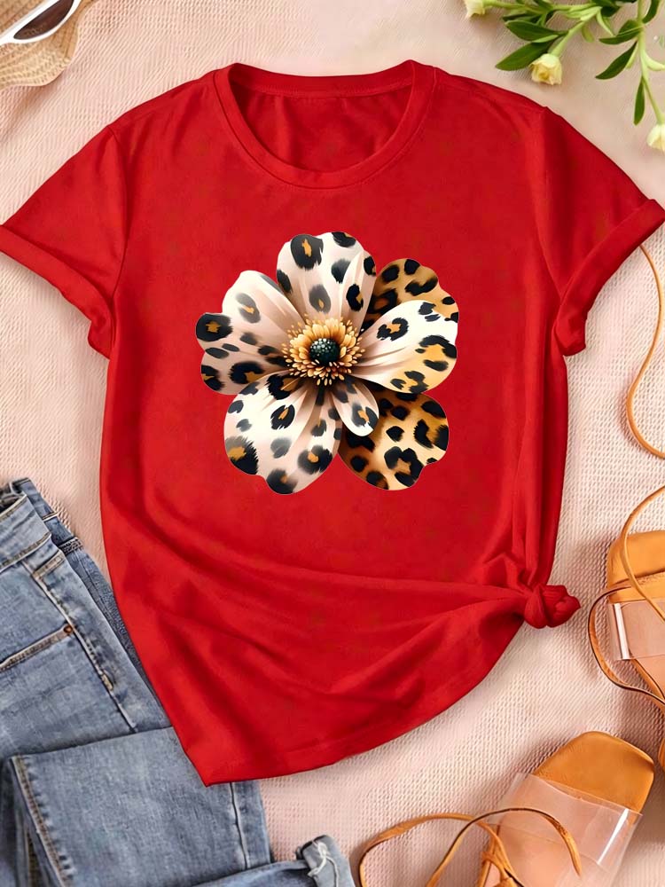 Watercolor Leopard Print Flower Women T-shirt Fashion Graphic Clothing Funny Harajuku T-shirt Female Clothes Tops