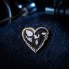 Sci-fi Lovers Brooch Love Heart Aliens Badge Brooch, Shape Enamel Lapel Pin, Clothing Clothes Decorative Pin Accessories for Daily Wear Parties Dates,