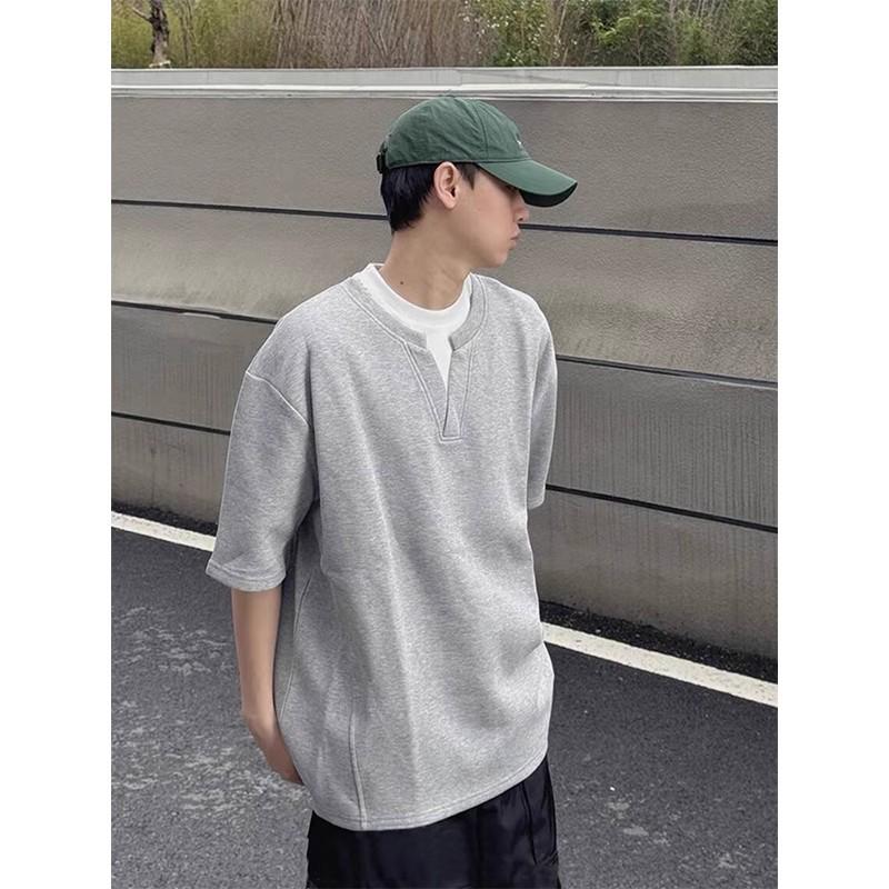 

Men s Retro Style Heavyweight V-Neck Short-Sleeve T-Shirt - Korean Trendy, Loose Fit, Two-Piece Design, Simple & Versatile for Summer M сірий колір