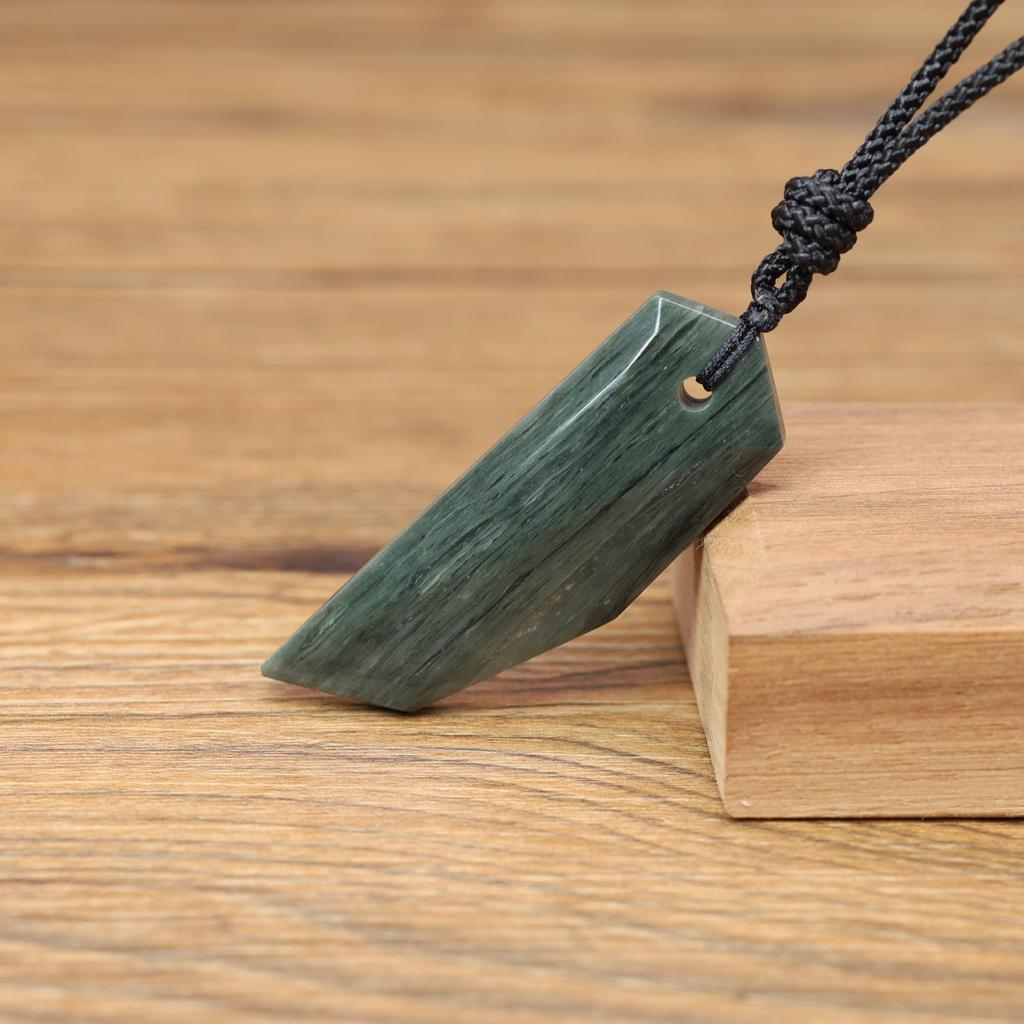 Grüner Rutilquarz Wolf Fang Power Stone Halskette [Coai] Herren