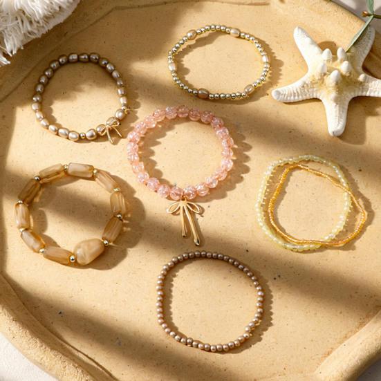 1 Set Bohemian Beaded Bracelets for Women Bow Knot Charm Holiday Bracelets Stackable Stretch Bracelets for Beach Summer Vacation Party