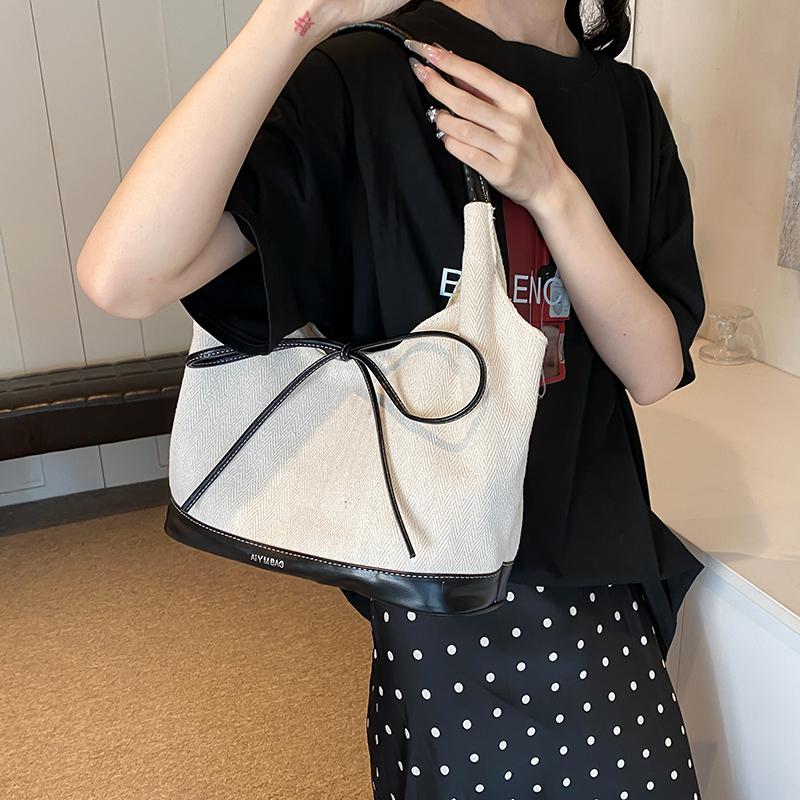 New DCLOUD Shoulder Bags DCLOUD-BG-QF-F-11