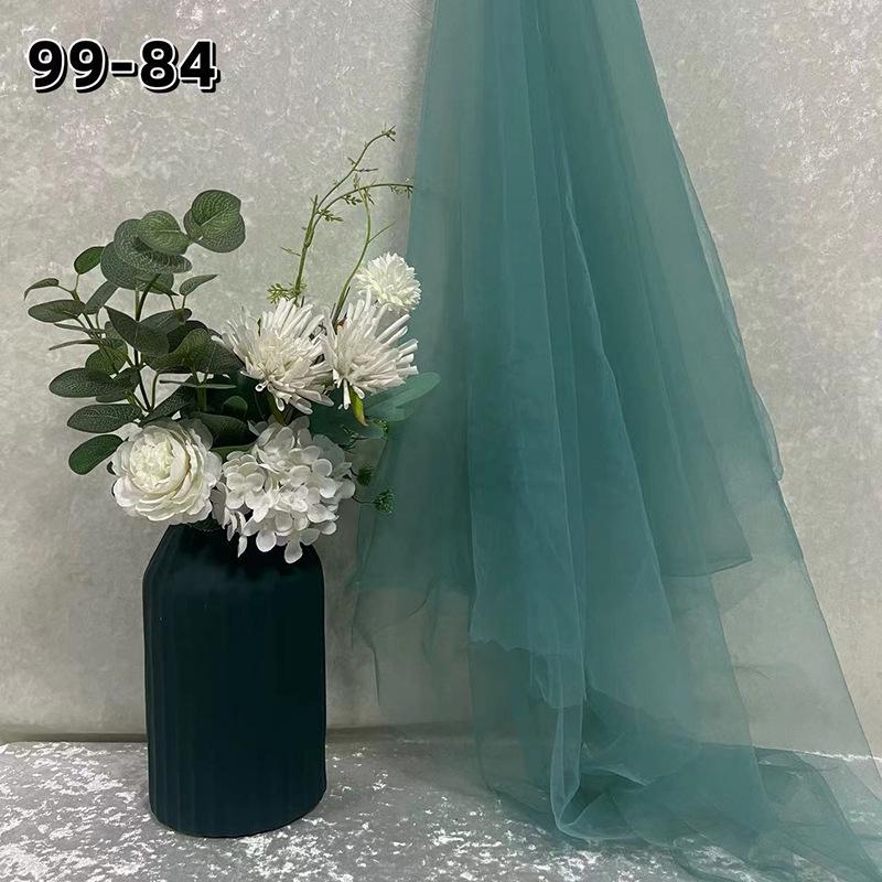 Green Soft Yarn Curtain Net for Kindergarten Decoration, Scene Layout, Wedding Backdrop, and Dress Fabric