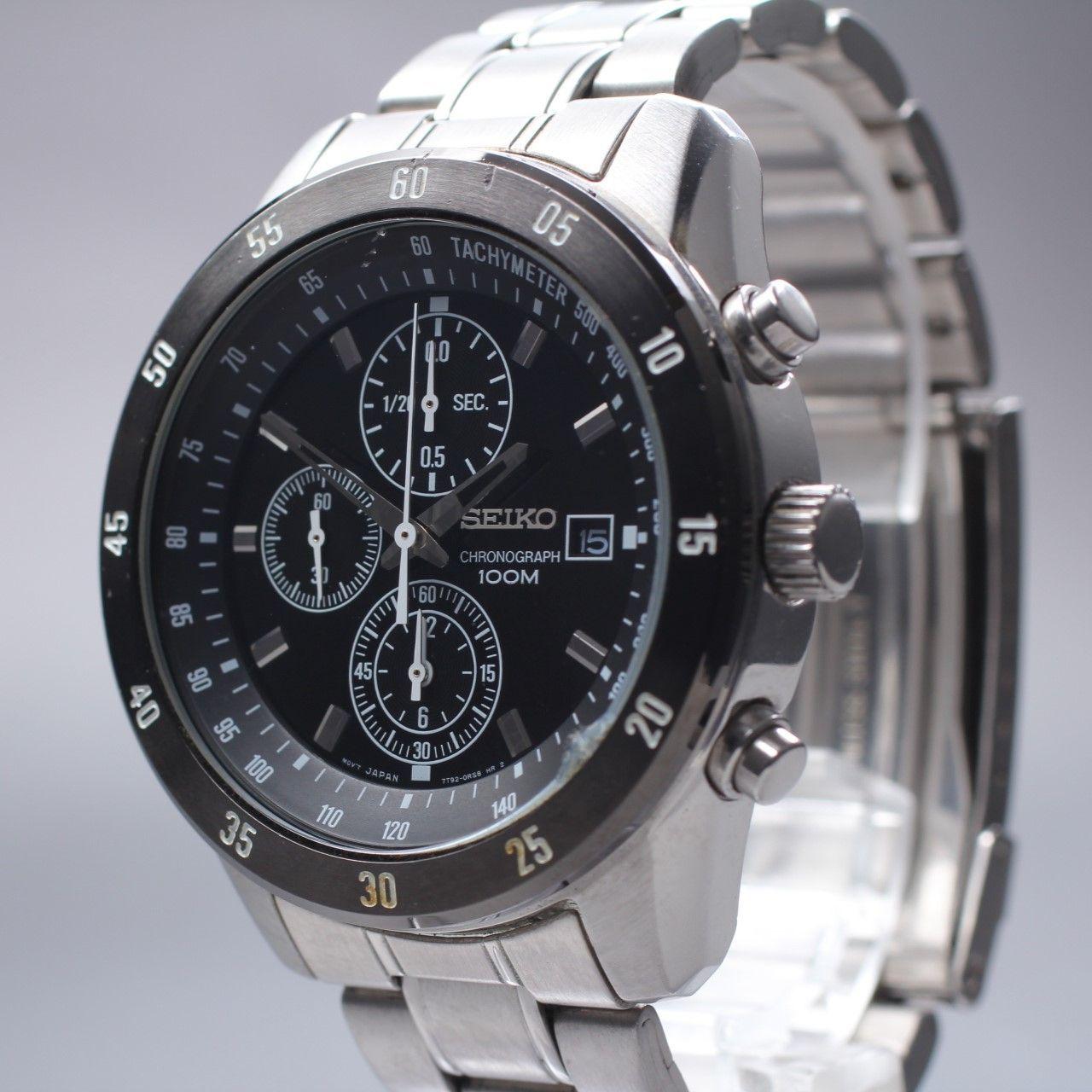 Used SEIKO Chronograph 7T92-0LV0 Men s watch body only [There is some signs of use, there is a small chip on the windshield]