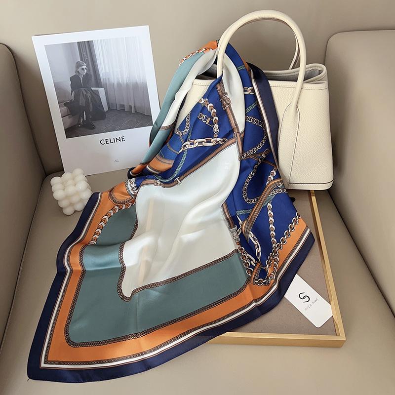 Vintage cashew flower square scarf decorative pants scarf hip-hop small scarf men and women paisley pattern silk scarf women