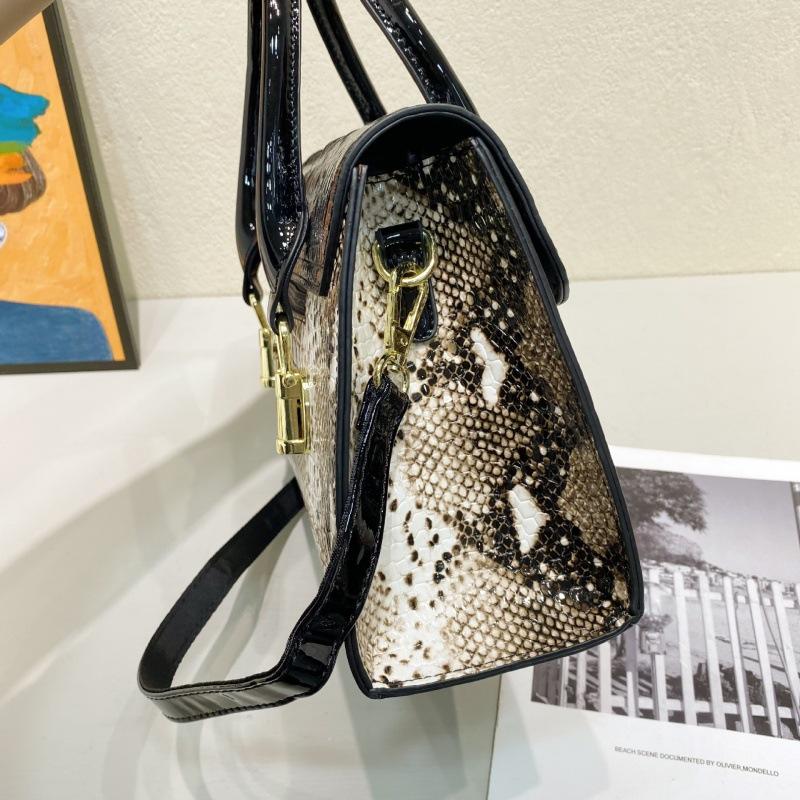 Handbag Women'S Bag Shoulder Bag Large Capacity Crossbody Snake Pattern Bag Underarm Bag