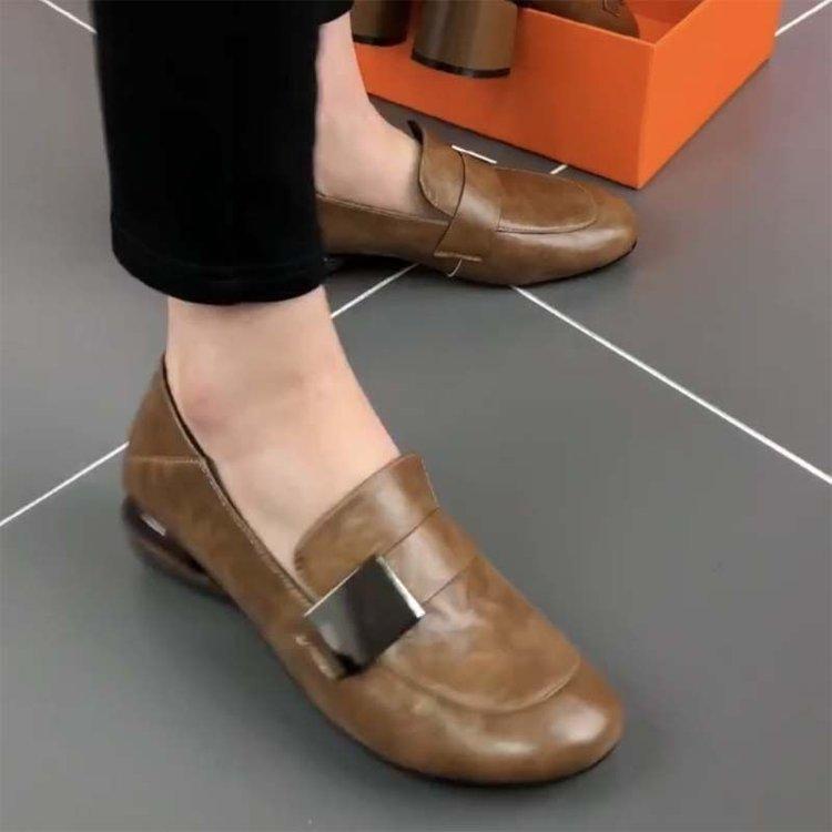 Retro Loafers Women's 2025 Autumn New British Style Soft Leather Soft Sole Round Head Leather Shoes Lazy One-pedal Leather Shoes