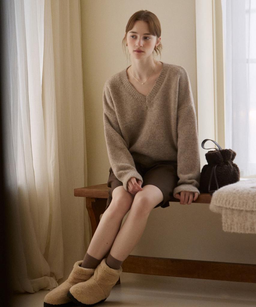 ADAUL Soft Loose V-Neck Knit - Hazy Brown