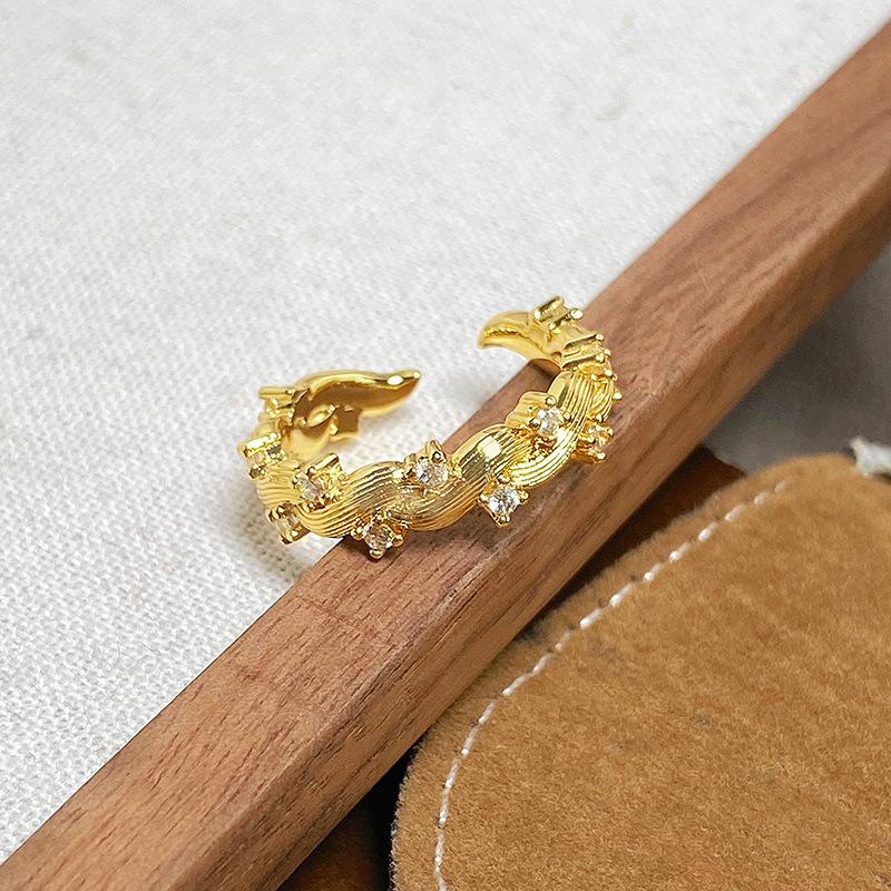 Italian Vintage Brushed Bramble Vine Zircon Ring Medieval Vintage Brushed Small Flower Personality Ring