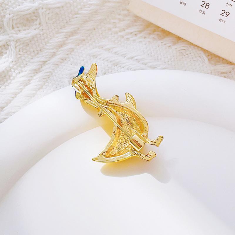 Cute Enamel Yellow Duck Rhinestone Brooches For Girls Kids Cartoon Duck Animal Party Casul Pins Buckle Corsage Party Jewelry