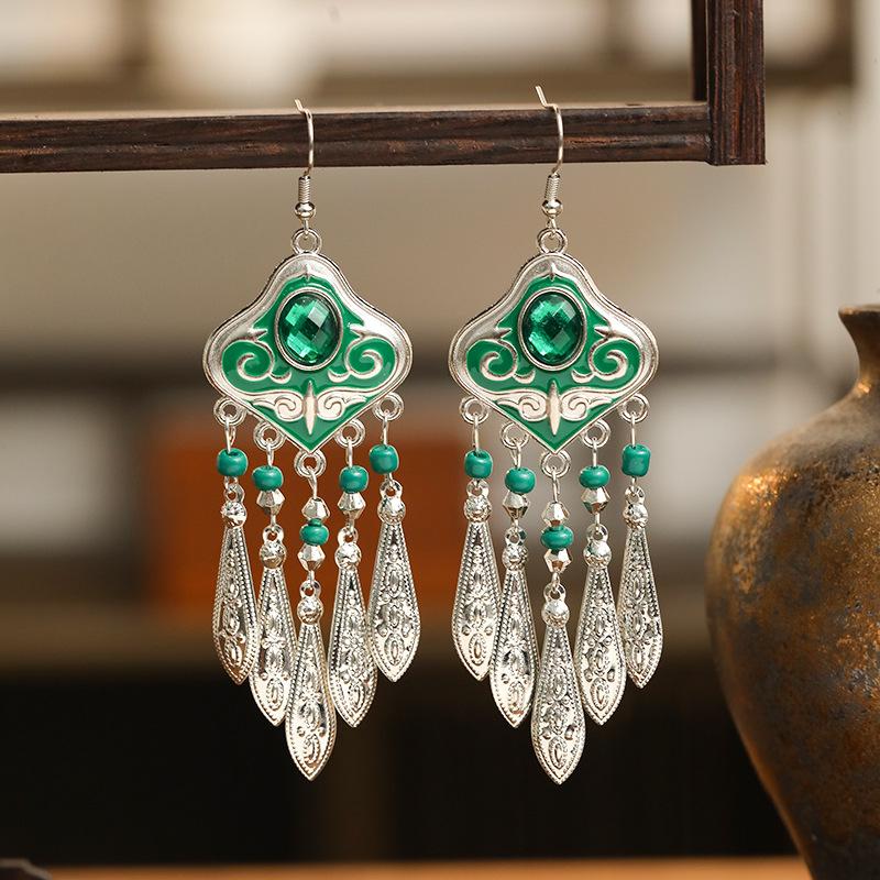 Classical Royal Style Texture Leaf Tassel Earrings Fashion Ethnic Enamel Rhinestone Elegant Earrings for Women Unique Jewelry зелёный