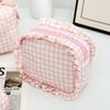 Portable Makeup Bag Quilted Design Plaid Pattern Makeup Brush Storage Bag Multifunctional with Zipper Travel Toiletry Bag