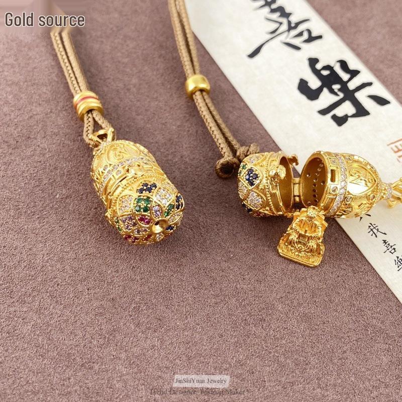 Gold-Style Sand Inlaid Diamond Pendant Necklace, New Chinese Compass Design