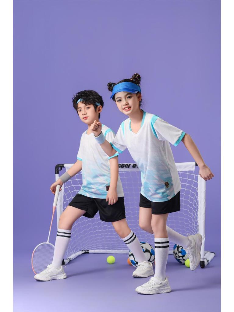 Adult & Children's Football Uniform Set - Customizable Sportswear for Training and Matches
