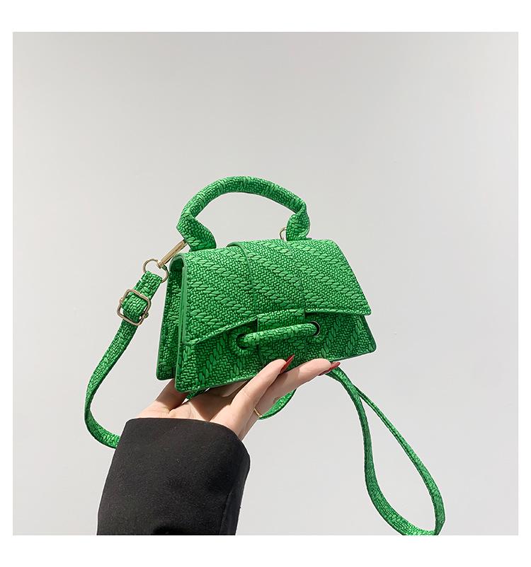

2024 Девичья Мини-сумочка: Новый весенне-летний кошелек-кроссбоди для монет, горячо продаваемая квадратная сумка для женщин зелёный