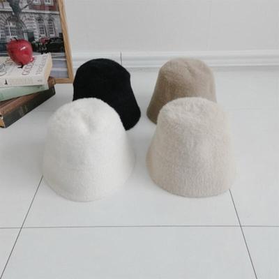 Cappello a secchiello da donna, look quotidiano, cappello semplice da uomo