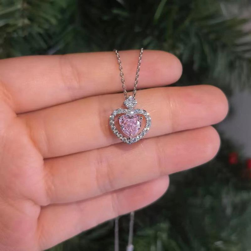 Elegant Hollow Heart Pink Zircon Necklace: Cold Style Clavicle Chain for Women d144
