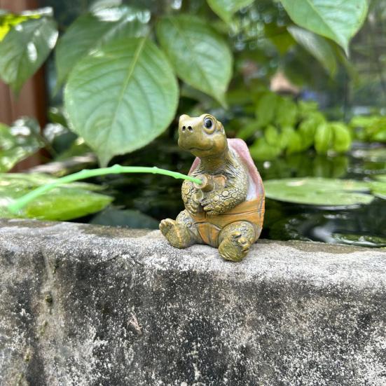 Balık Tutan Kaplumbağa Heykeli Reçine Figür Hayvan Heykeli Bahçe Dekoru Gerçekçi Tasarım Dış Mekan Süsü