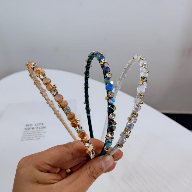 3 retro Hong Kong-style crystal hairbands. Exquisite and elegant, practical for face washing and daily wear.