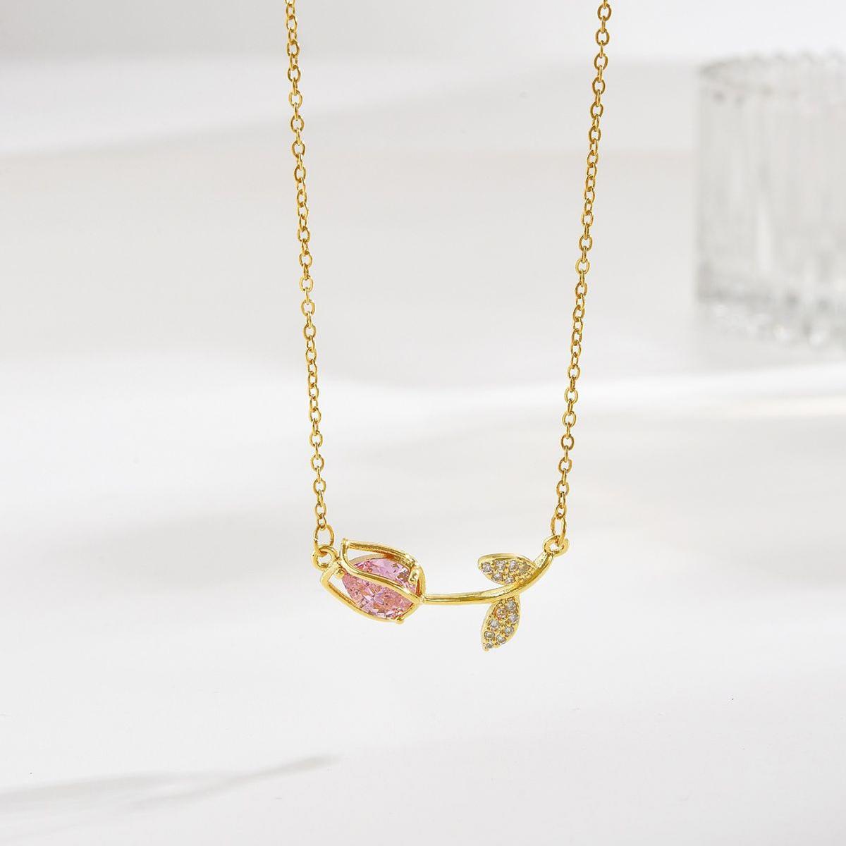 

Women s Elegant Tulip Necklace High-End Zircon Flower Pendant Stainless Steel Light Luxury Jewelry Gift розовый