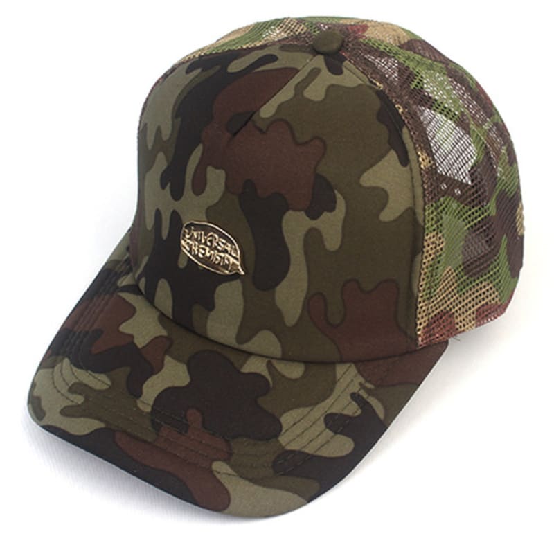 Universal chemistry Camo Trucker Meshcap Trucker