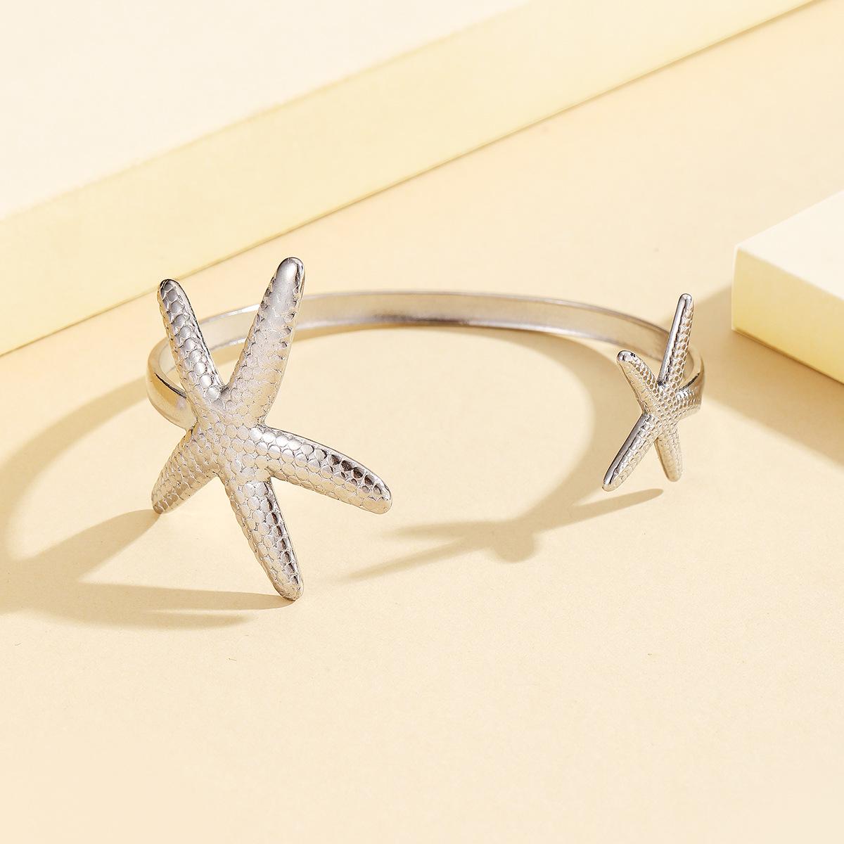 Starfish Open Stainless Steel Bracelet: 18K Gold-Plated Resort Style Jewelry