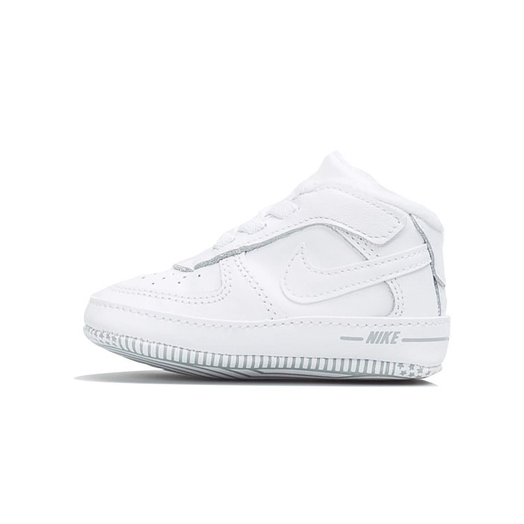 

Детские кроссовки Nike Force 1 CB Triple White Бело-Белые 844103-100