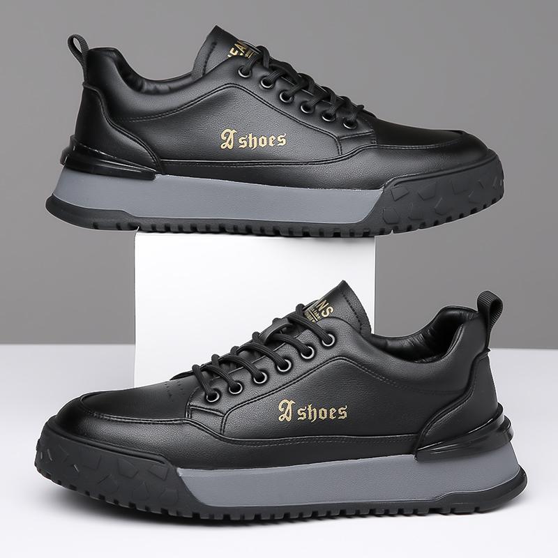Fashion New High-quality Leather Flats Comfortable Casual Outdoors Shoes Skate Shoes Men Casual Shoes Men Footwear Designer Sneakers