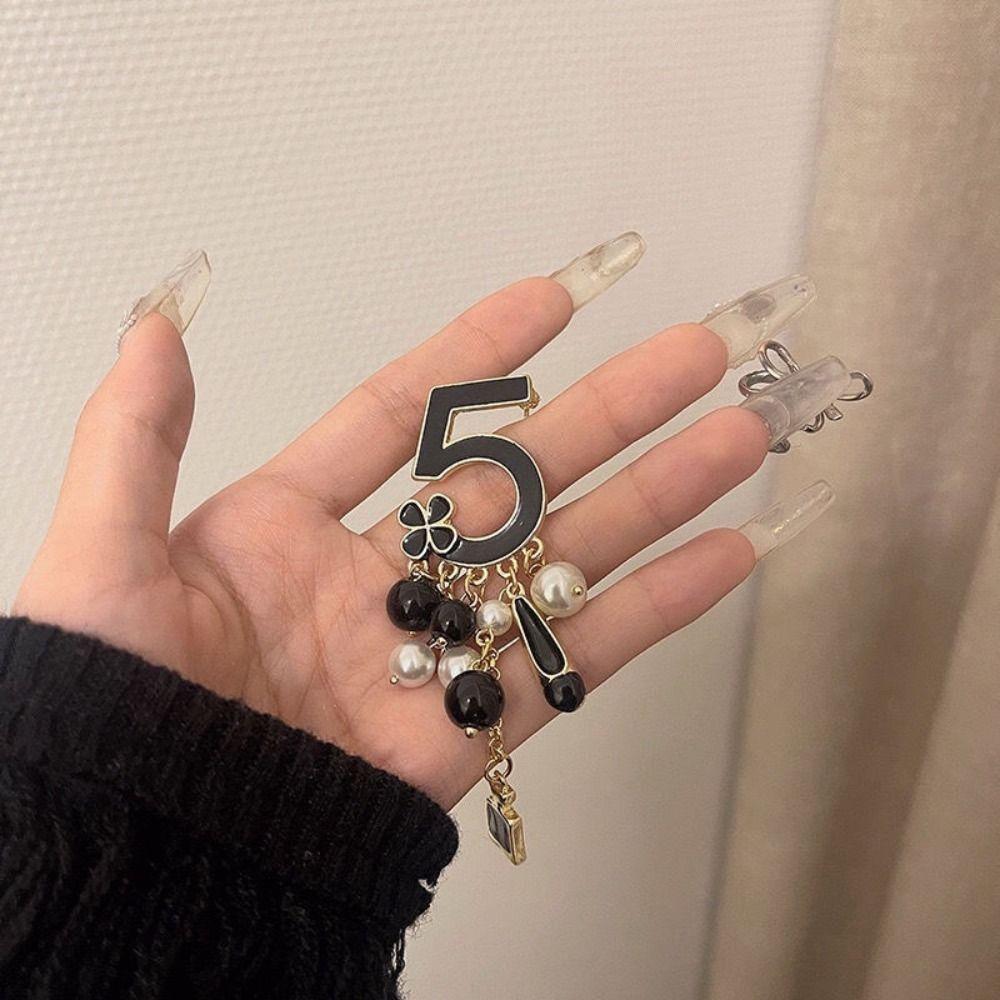 

Jewelry Number 5 Key Chain Decoration Car Key Chain Delicate Tassel Keyring Women 1pc