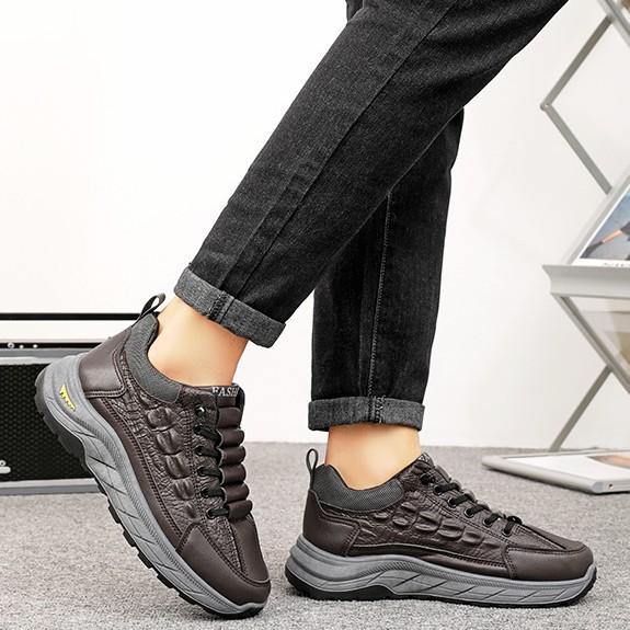 New men's shoes large size thickened cotton shoes winter warm sports shoes crocodile pattern middle-aged and elderly casual versatile dad shoes