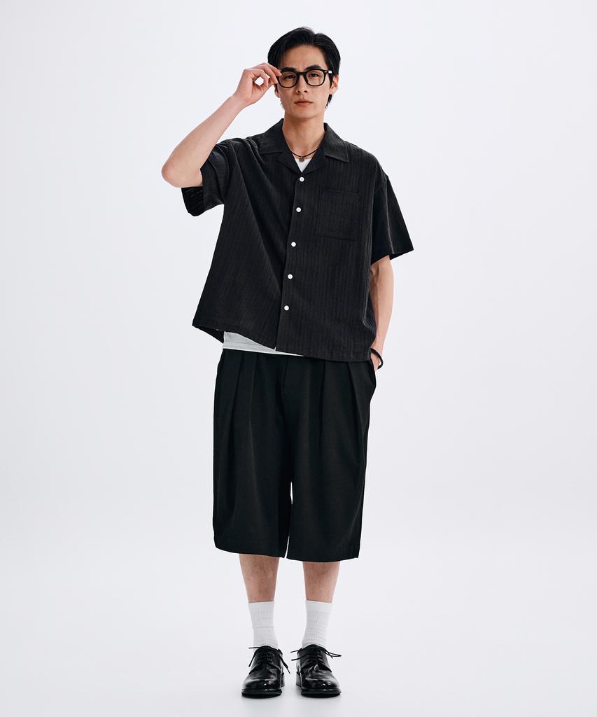 TAKEASY Crinkle Open Collar Half Shirt (Black)