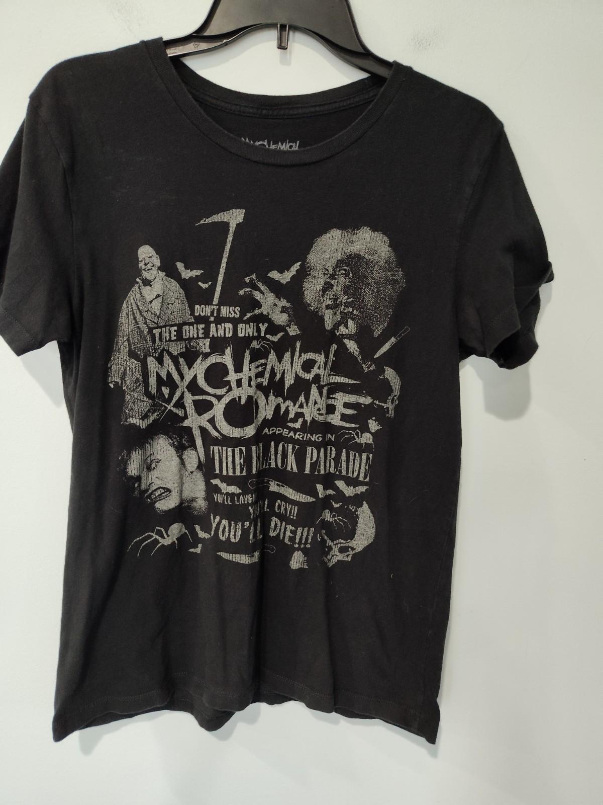 My Chemical Romance T Shirt Large Black Parade Graphic Band Tee Emo Rock Unisex T-Shirt S