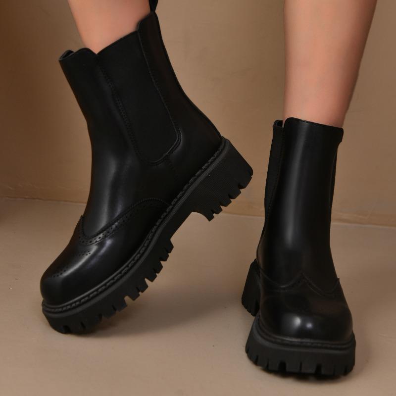 2025 New Fashion Boots for Women Fashion Brand Designer Shoes Leather Platform Chelsea Boots Fashionable and Versatile Boots