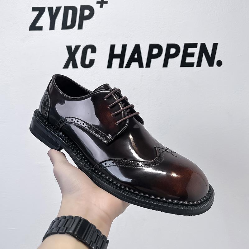 

Youth Casual Leather Shoes Men s British Style Patent Leather Commuter Versatile Derby Shoes Business Dress Men s Shoes 53301-A 46 світло-коричневого кольору