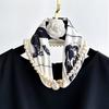 Pearl necklace with magnetic buckle, small scarf for women's spring and autumn neck protection, neck circumference with shirt,  neck decoration