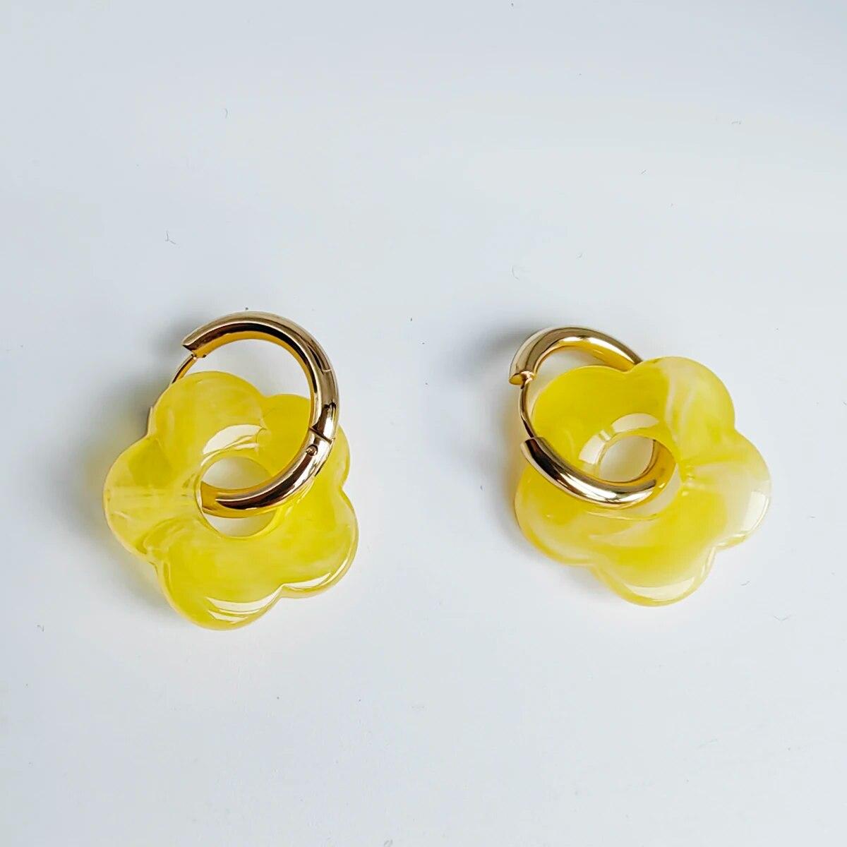 

Серьги из титана и акрила с яркими цветами