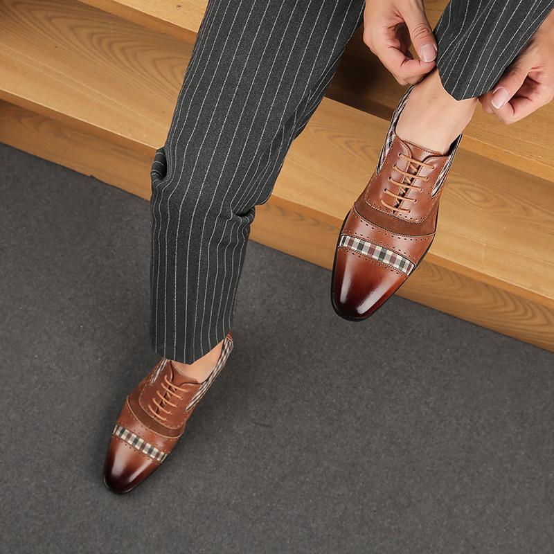 Fashion Italian Style Men's Brogue Shoes Anti Slip Wear-resistant Men's Leather Casual Shoes Business Work Mens Shoes Plus Size 38-47