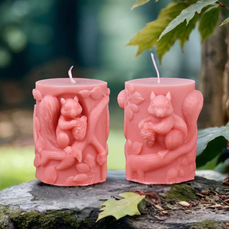 3D Cute Squirrel Aromatherapy Candle Mold DIY Creative Simulation Koala Relief Cylinder Resin Mold Cement Gypsum Home Decoration