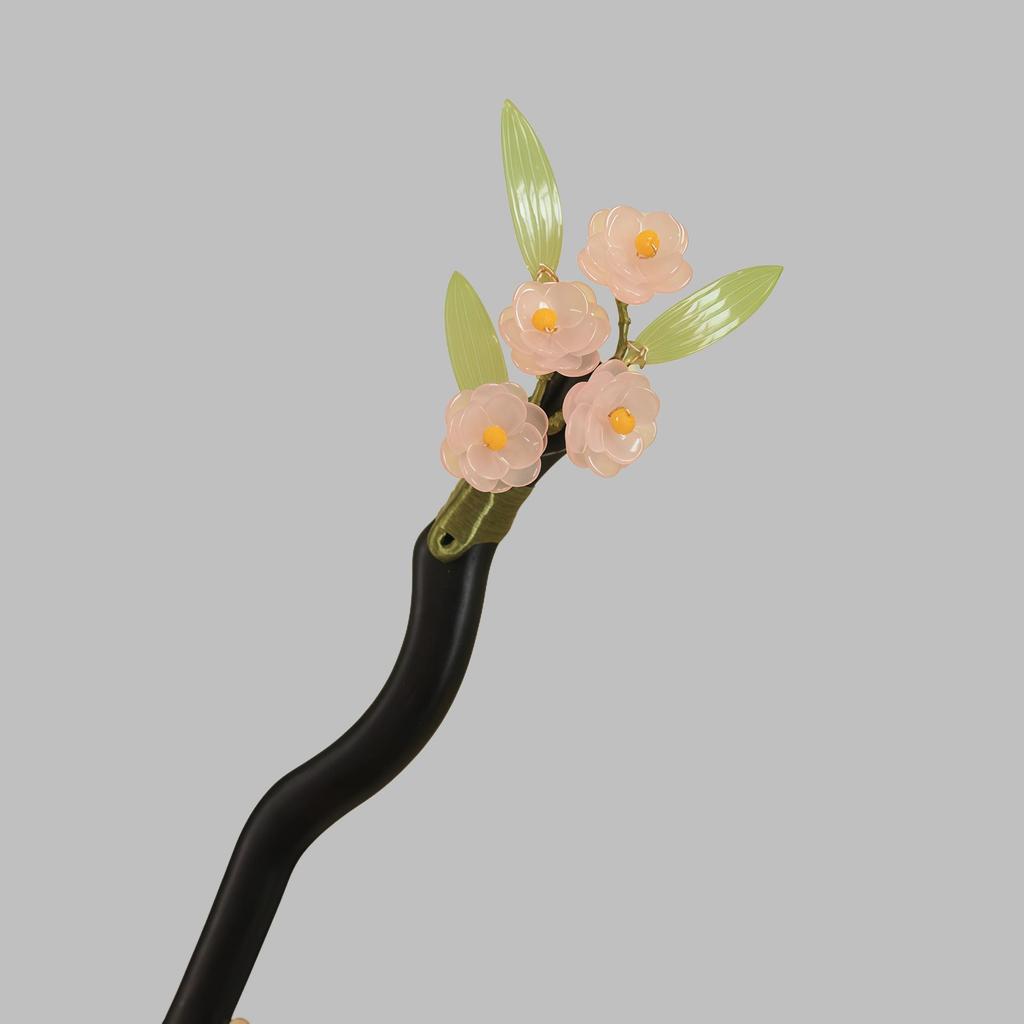 Green Camellia Wooden Hairpin: Elegant Chinese Style for Hanfu or Cheongsam