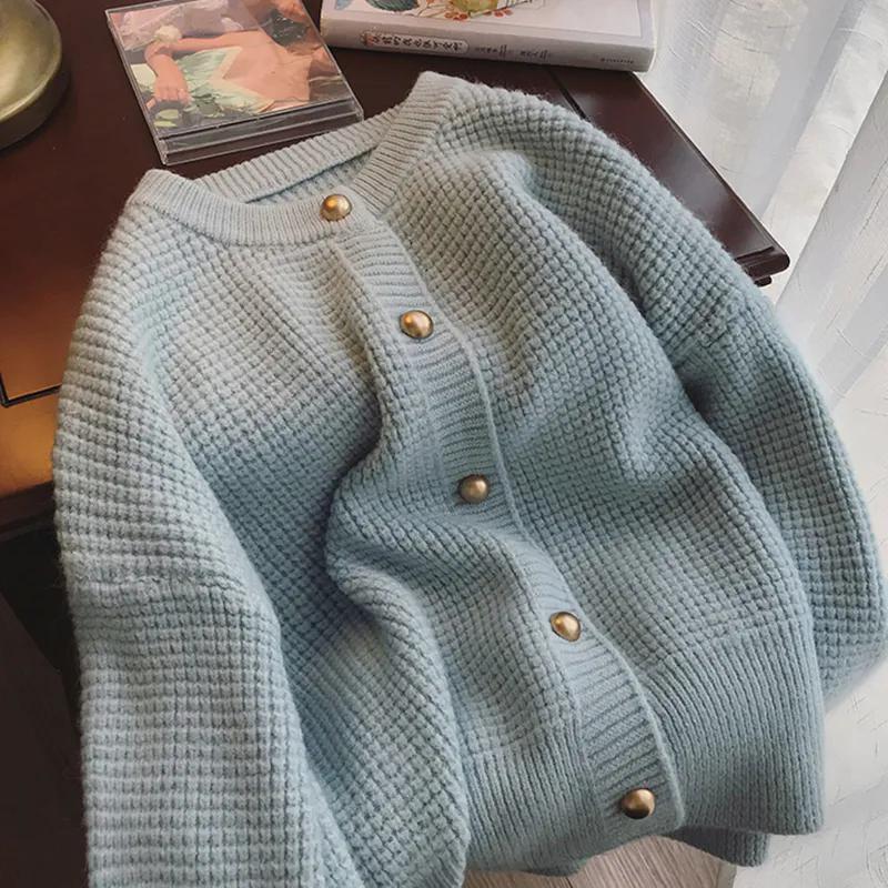 

WTEMPO Большие размеры Однотонные свободные вязаные кардиганы с круглым вырезом Женские повседневные универсальные кардиганы с длинным рукавом на пуговицах XXL синий