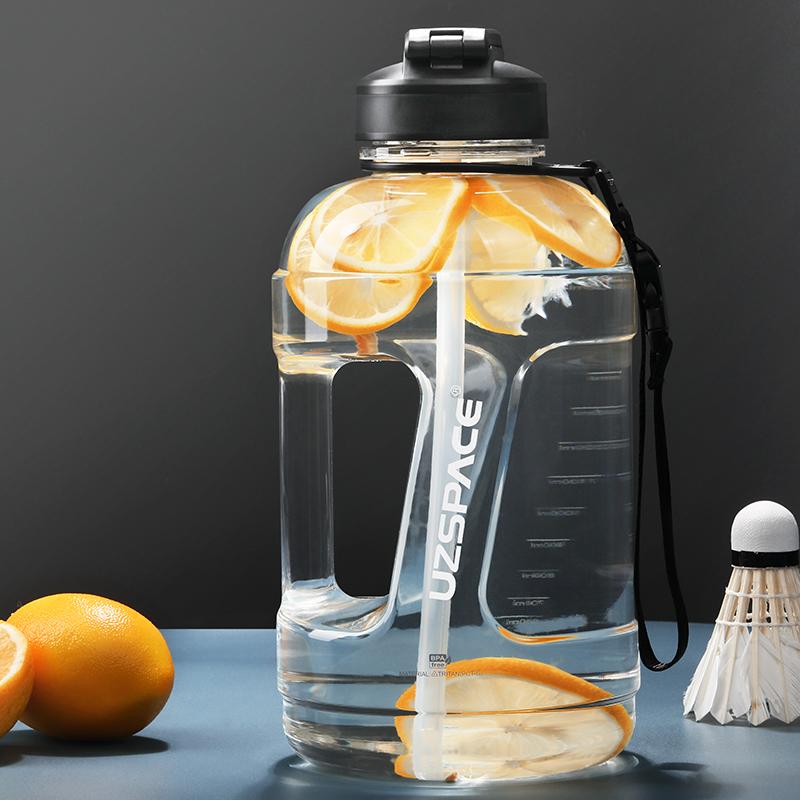 UZSPACE 2.3L 2000ML Water Bottle with Straw Clear Large-capacity Plastic Drinking Bottle Gym Tool Jug Tritan BPA Free Sports